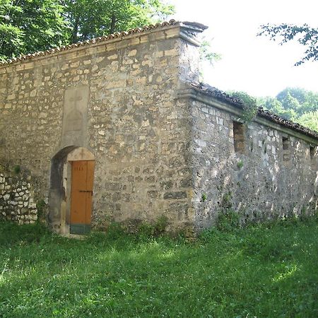 Hotel Casale Isola del Gran Sasso dʼItalia Esterno foto